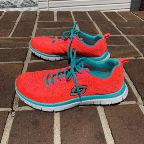 Skechers Skech Knit Running Shoes - Picture 2 of 11